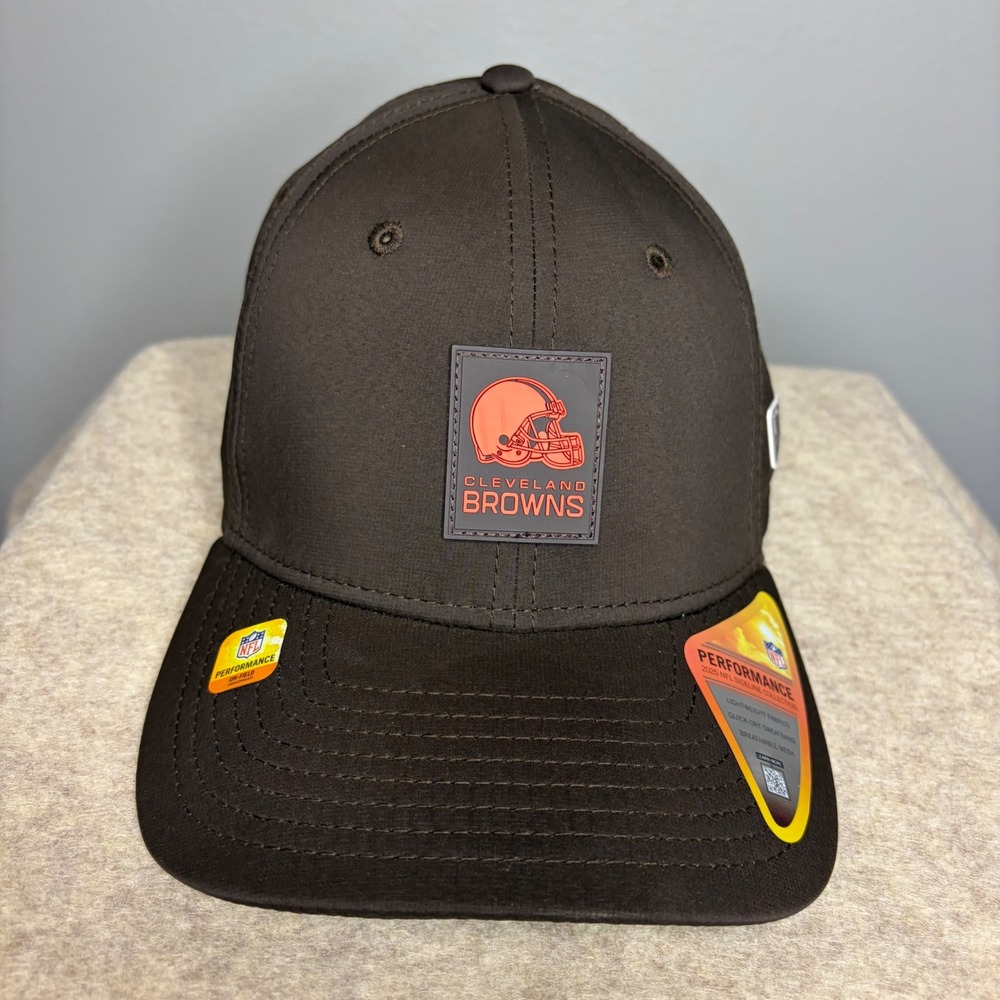 New Era Cleveland Browns 39THIRTY Hat 2023 NFL Sideline Brown M/L Stretch Fit